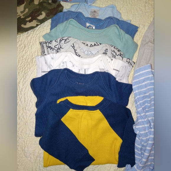 Baby Boy Bundle of clothes! NB, 0-3 mos. Variety of pieces, 24 pcs total. - Picture 6 of 10